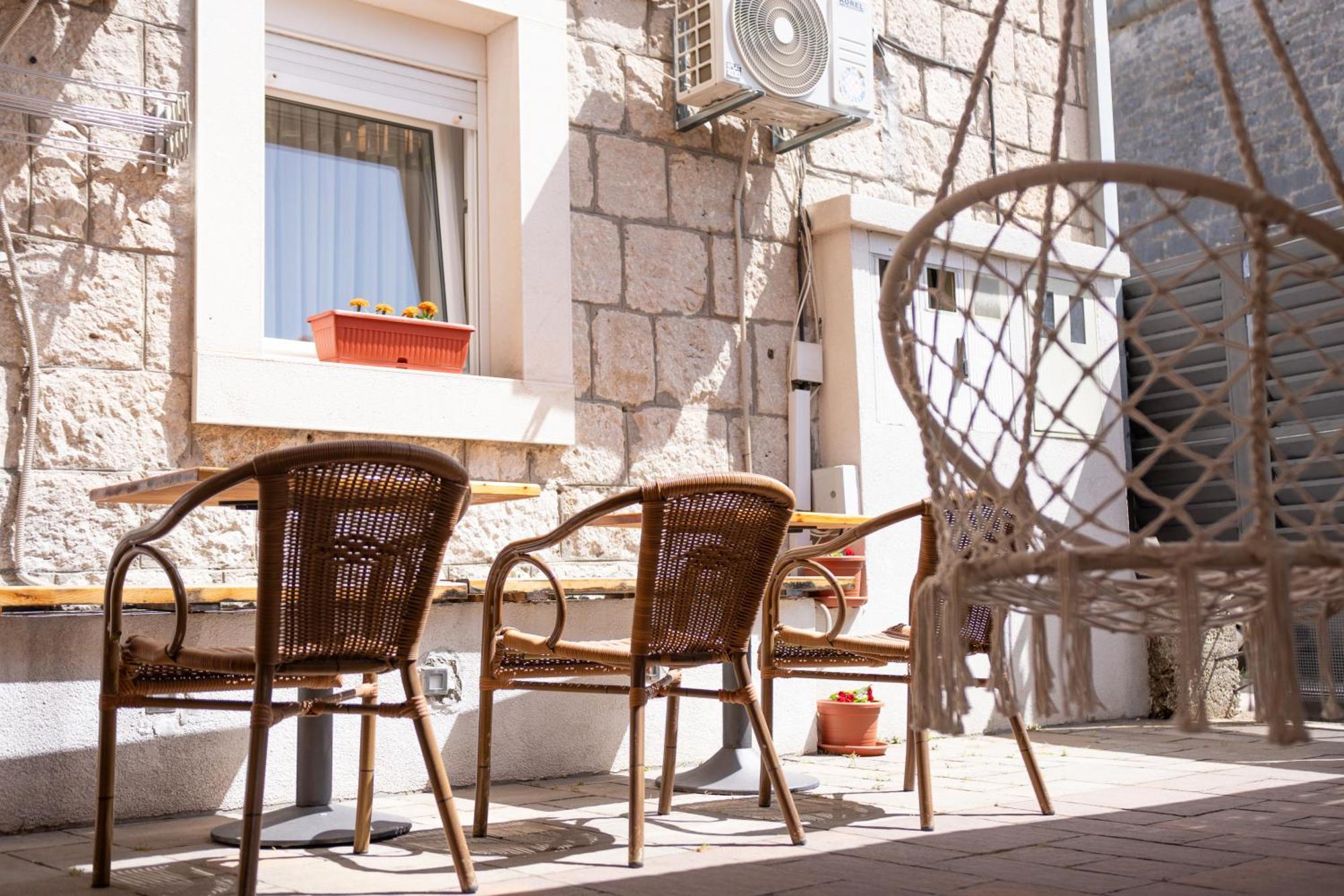 Apartments & Rooms Toni Split Bagian luar foto