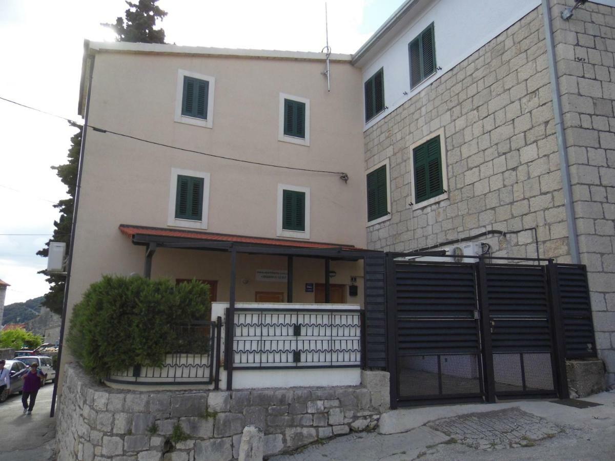 Apartments & Rooms Toni Split Bagian luar foto